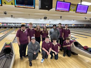 The 2023-24 FFCS bowling team.