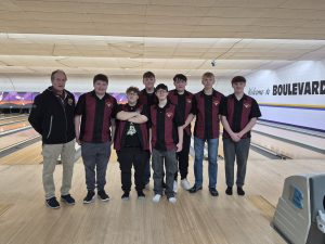 2025-26 boys' bowling team.